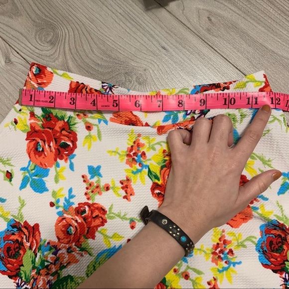 Flower Flowy Skirt - Picture 6 of 7